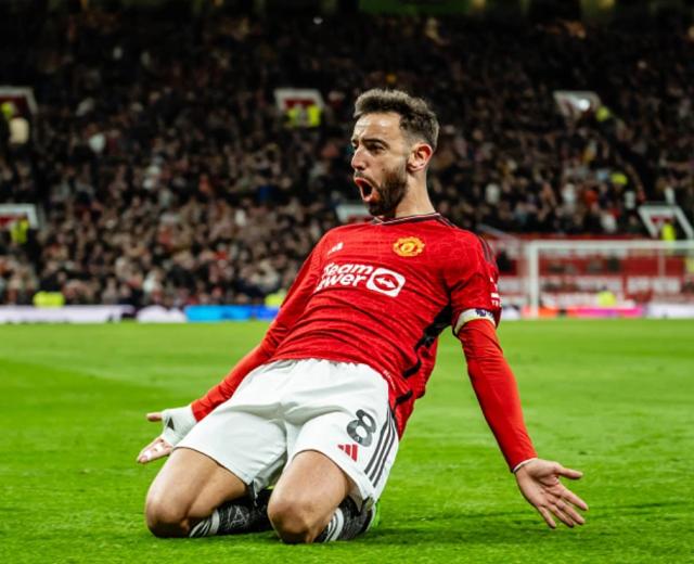 开云app-B费离开曼联去拜仁？罗克离开巴萨去波尔图？