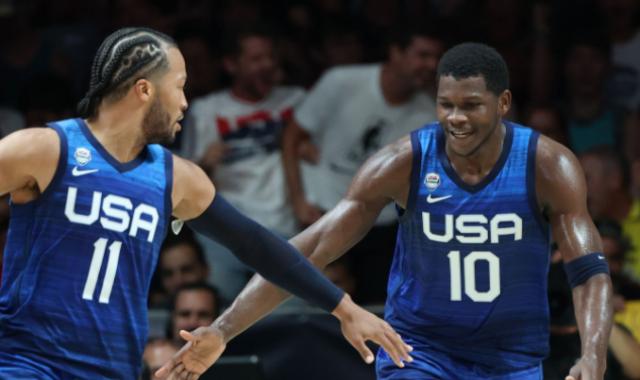 开云体育下载入口-两战得分第一！爱德华兹变美国男篮头号尖刀真犀利